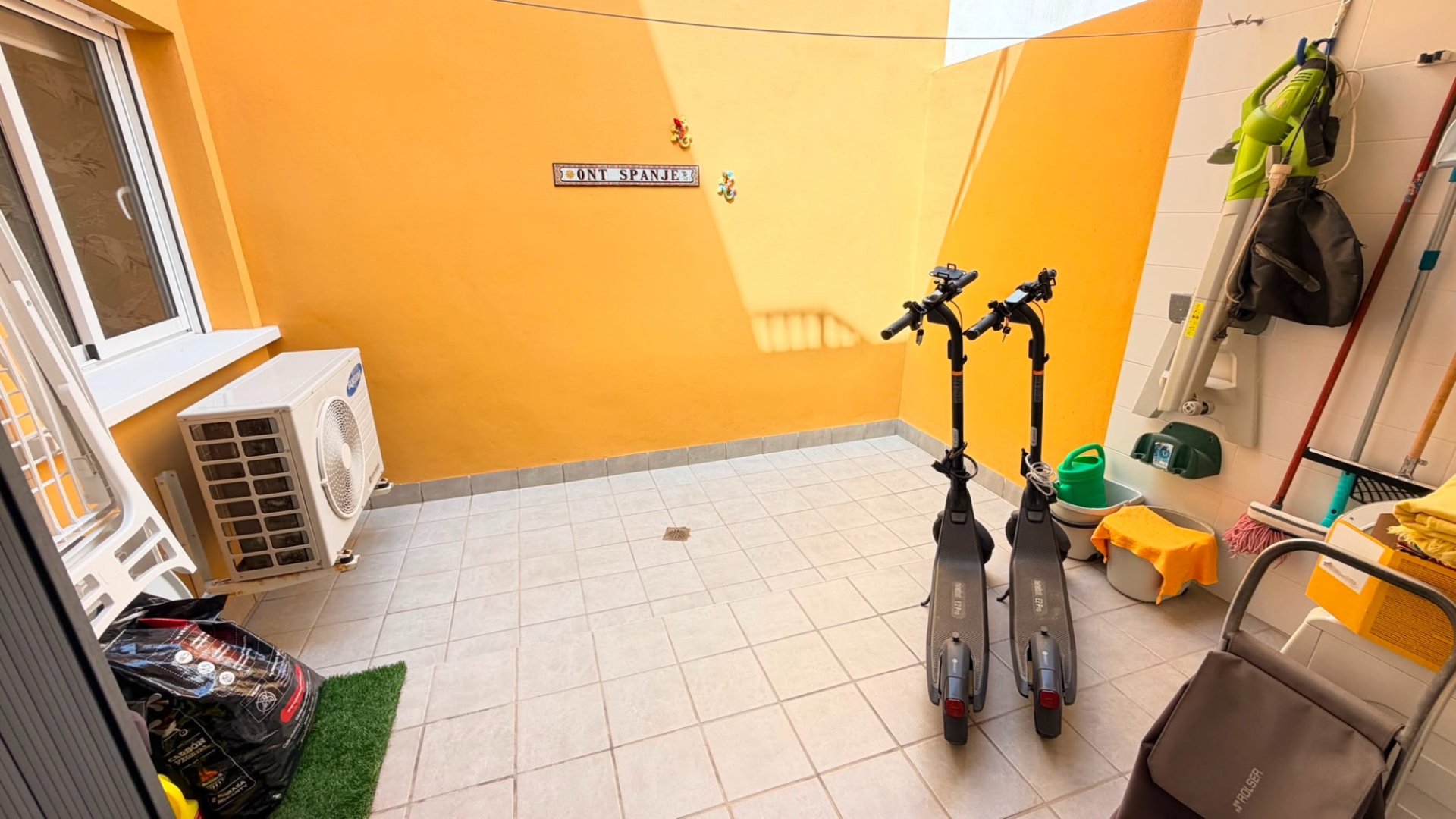 Reventa - Apartamentos -
Torrevieja - Aguas Nuevas