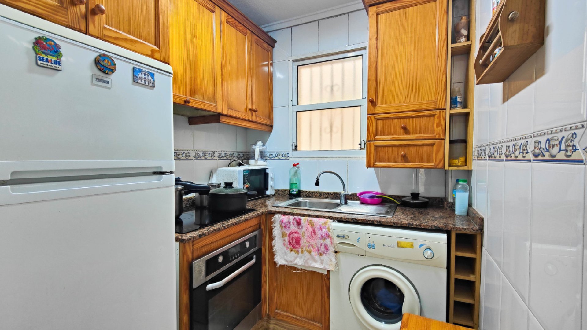 Reventa - Apartamentos -
Torrevieja - Antonio Machado