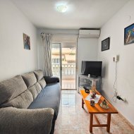 Reventa - Apartamentos -
Torrevieja - Antonio Machado