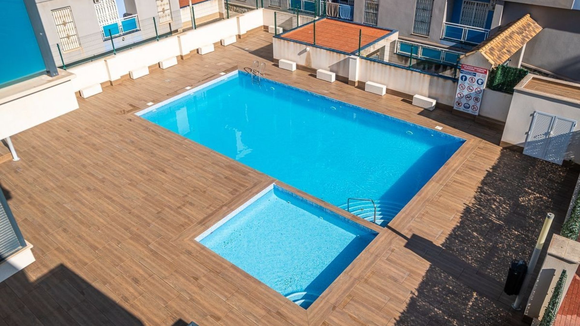 Reventa - Apartamentos -
Torrevieja - Calas Blancas