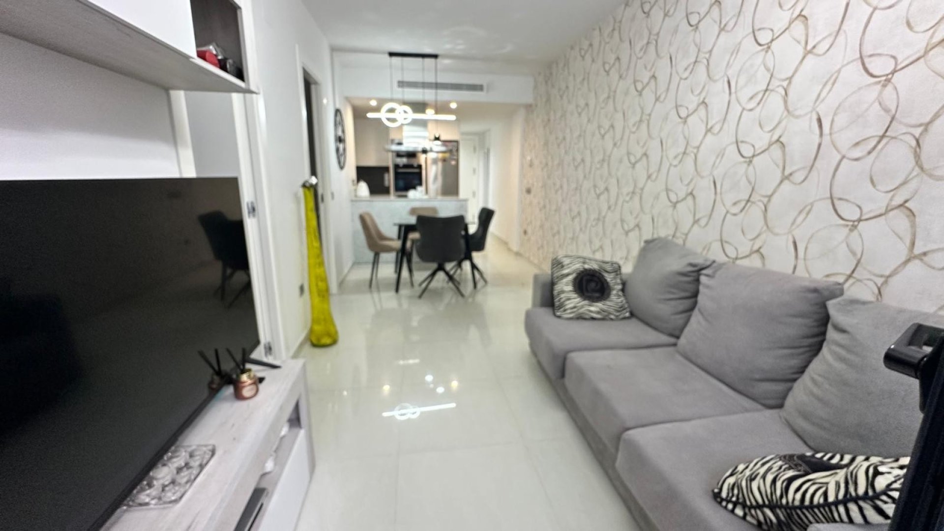 Reventa - Apartamentos -
Torrevieja - Calas Blancas