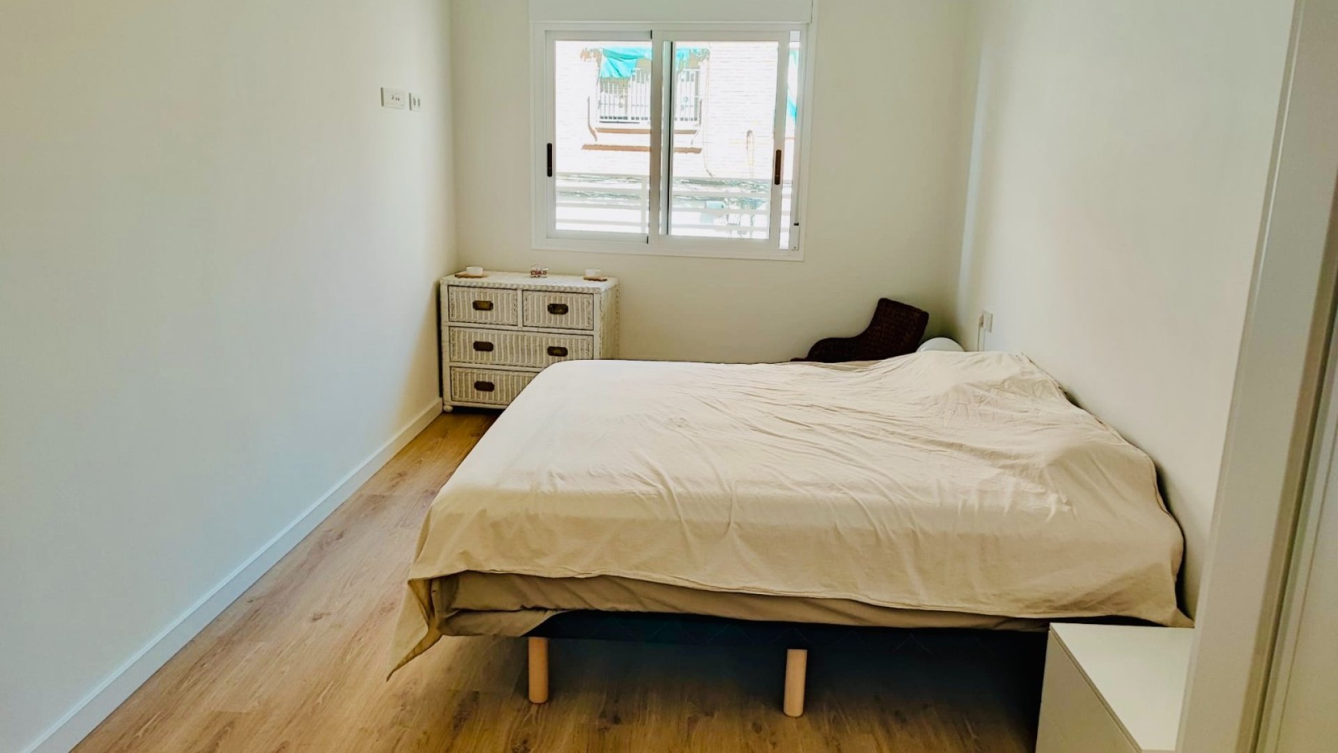 Reventa - Apartamentos -
Torrevieja - Center