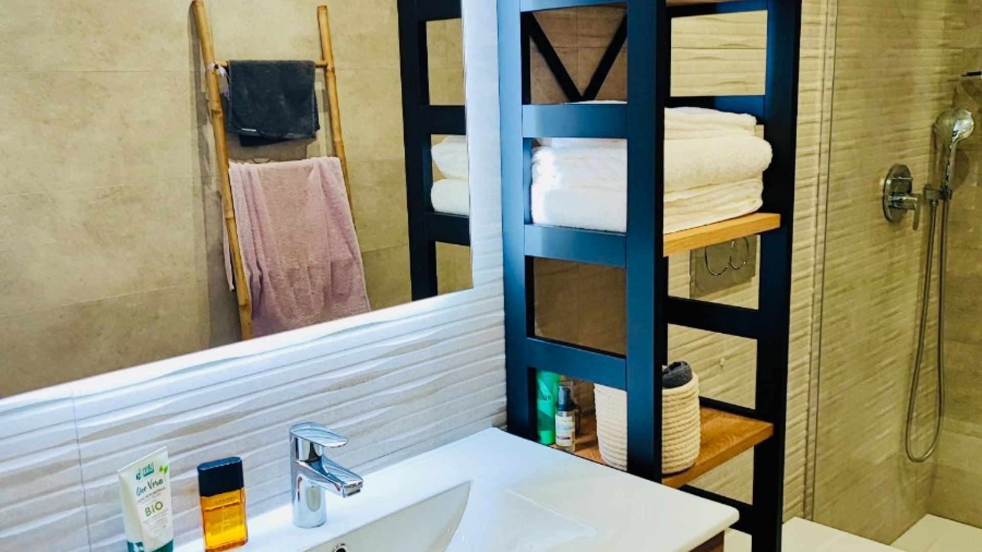 Reventa - Apartamentos -
Torrevieja - Center