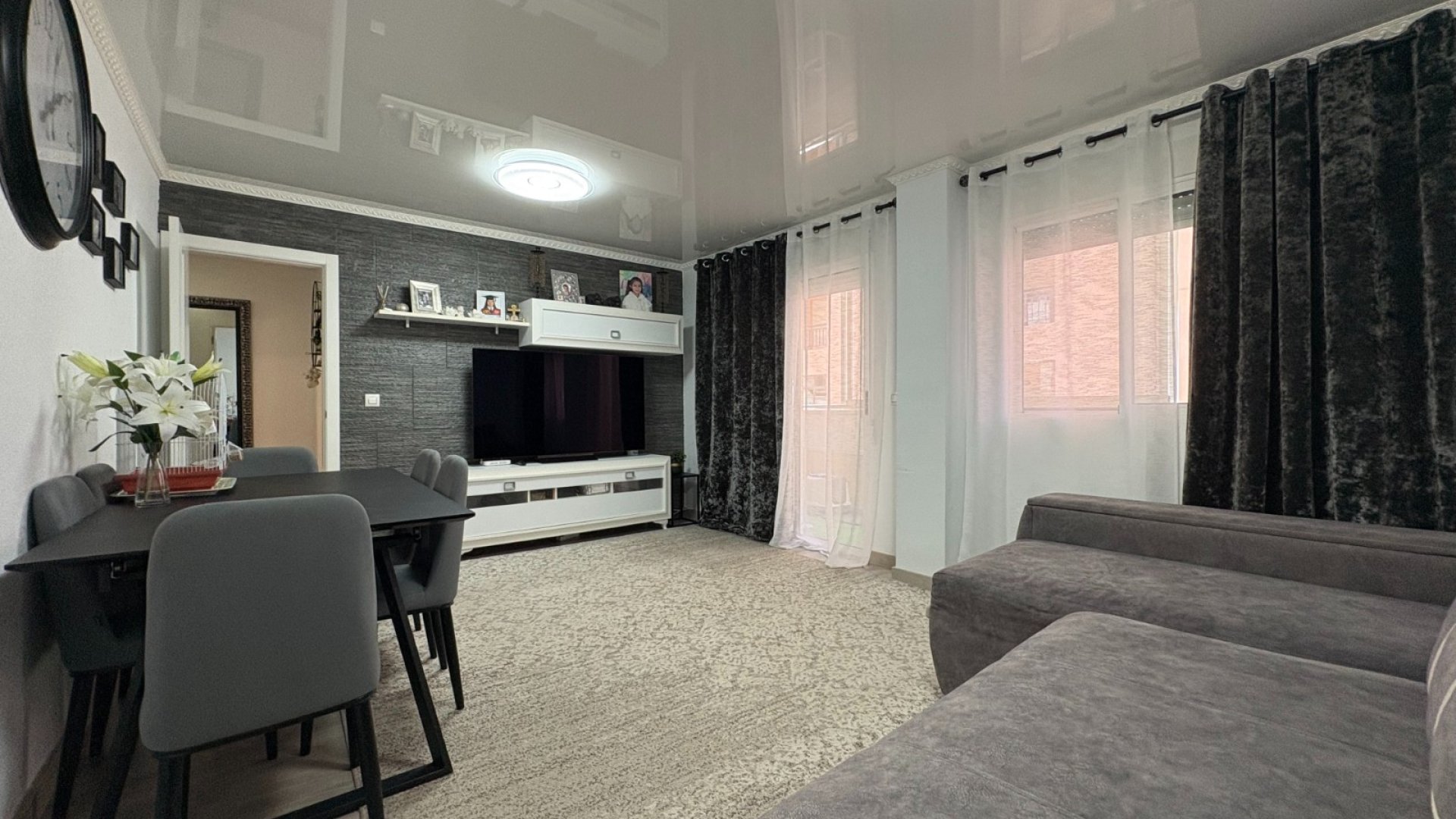 Reventa - Apartamentos -
Torrevieja - Center