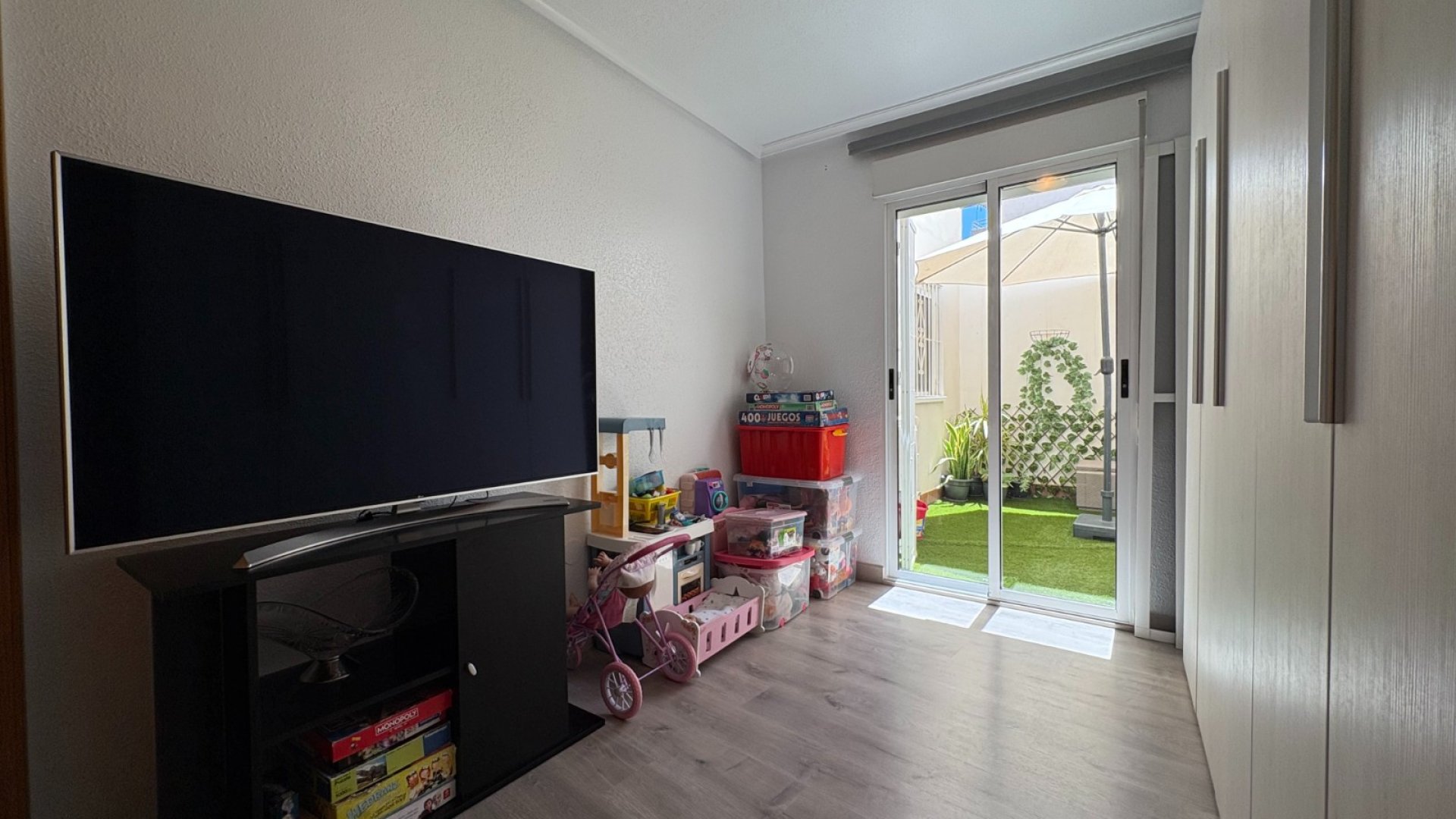 Reventa - Apartamentos -
Torrevieja - Center