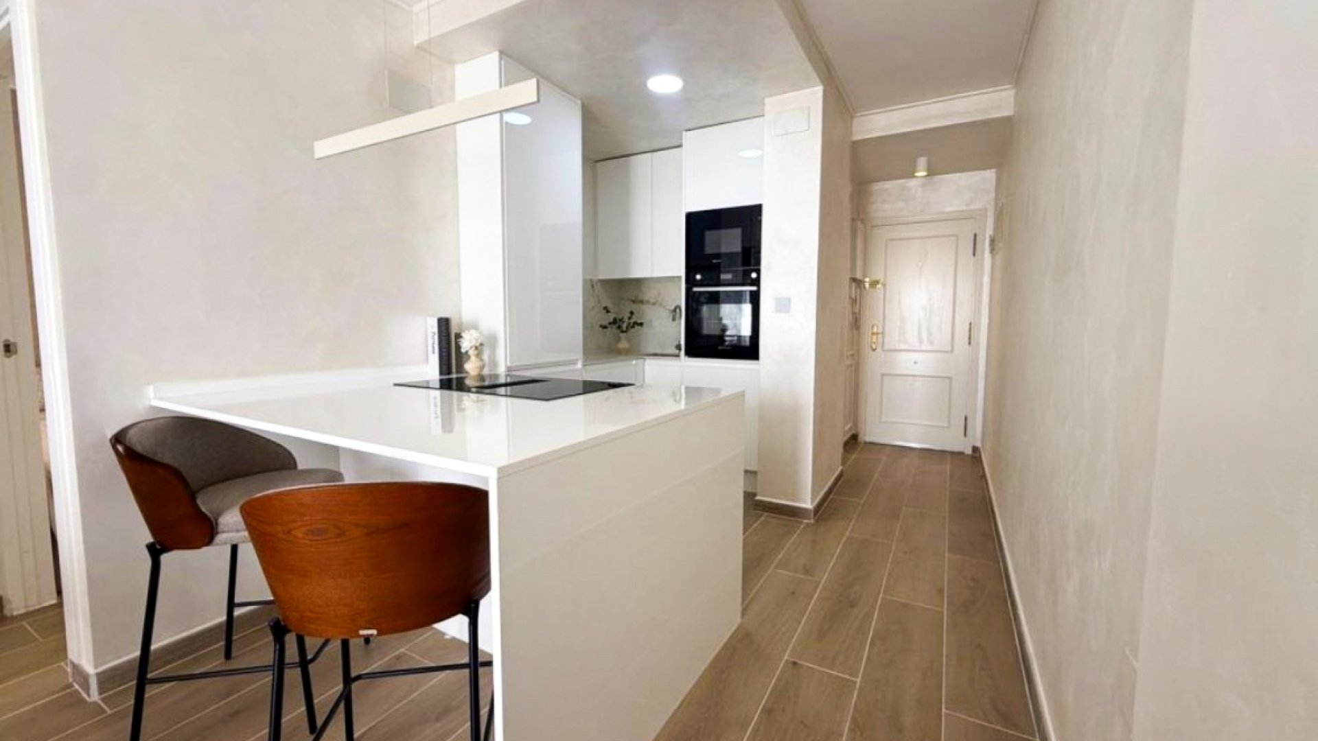 Reventa - Apartamentos -
Torrevieja - Center