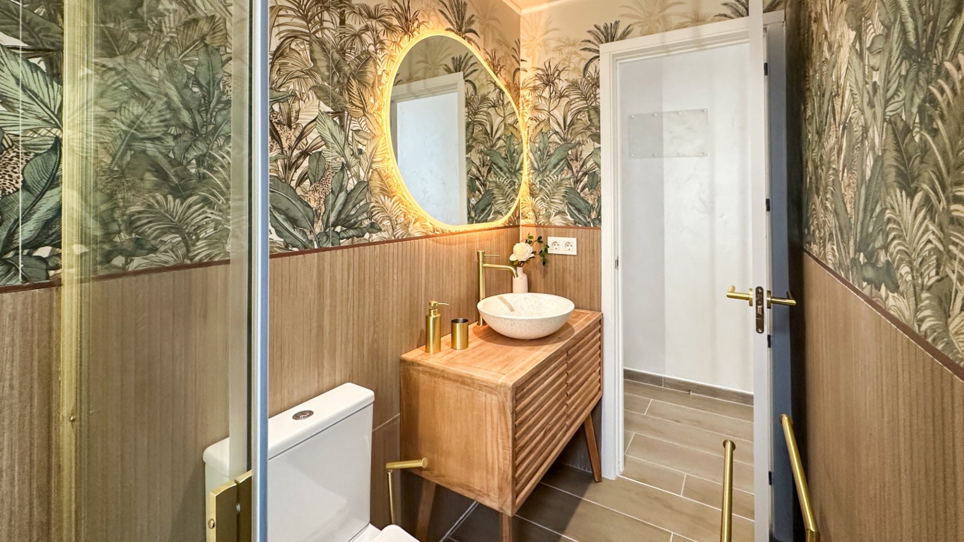 Reventa - Apartamentos -
Torrevieja - Center