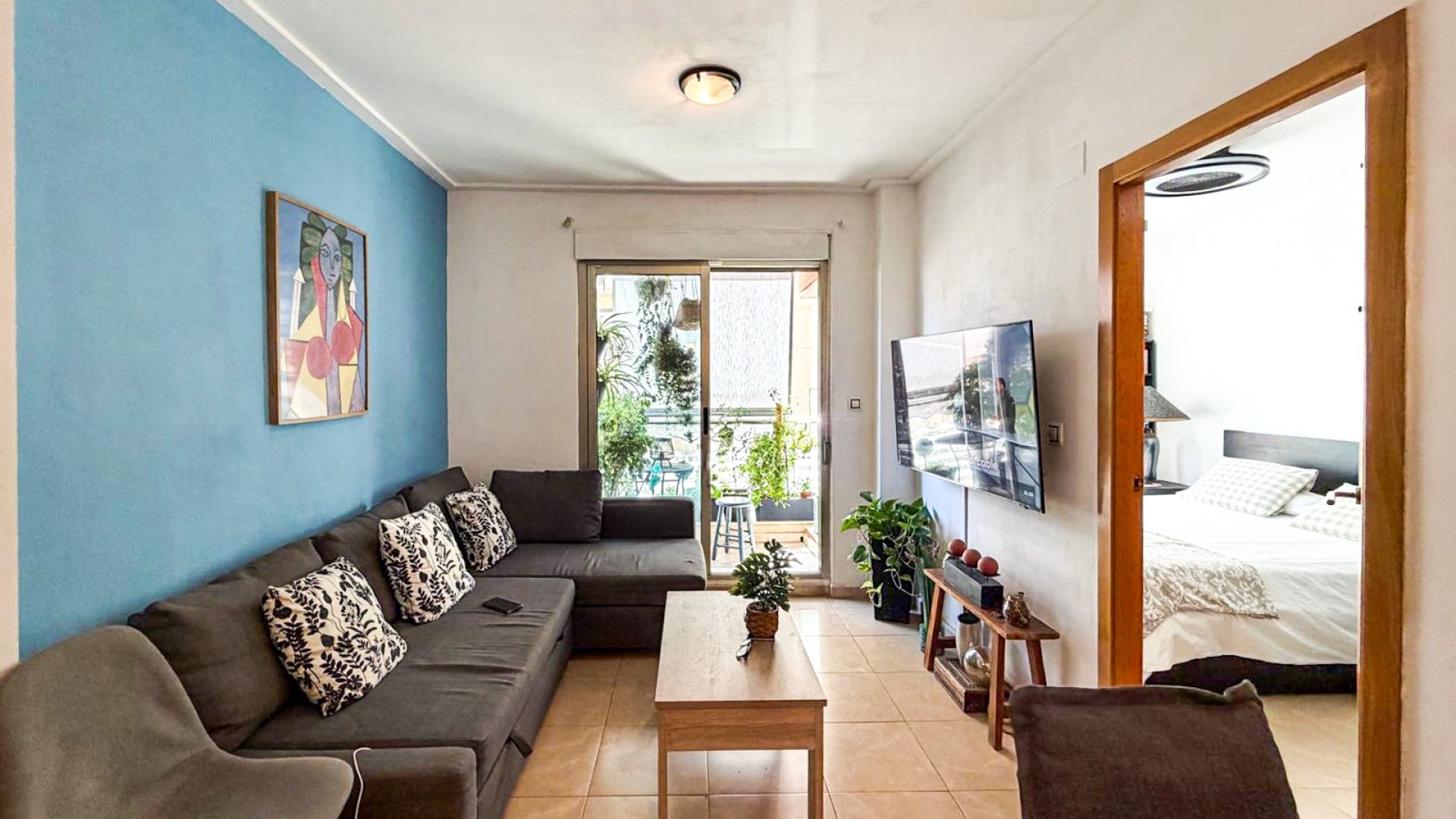 Reventa - Apartamentos -
Torrevieja - Center