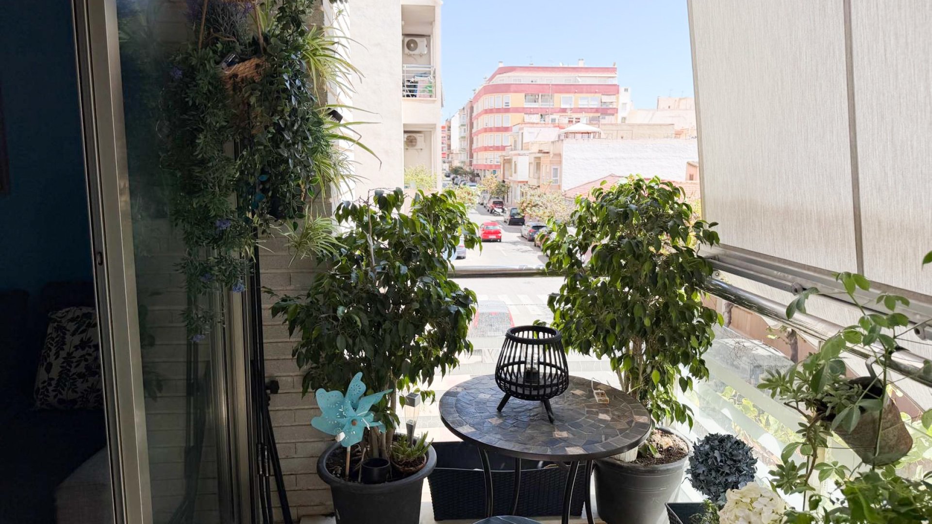 Reventa - Apartamentos -
Torrevieja - Center