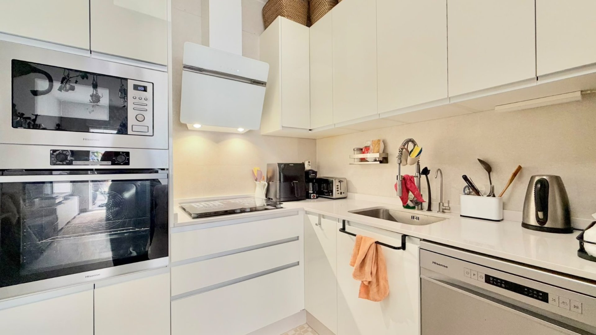 Reventa - Apartamentos -
Torrevieja - Center