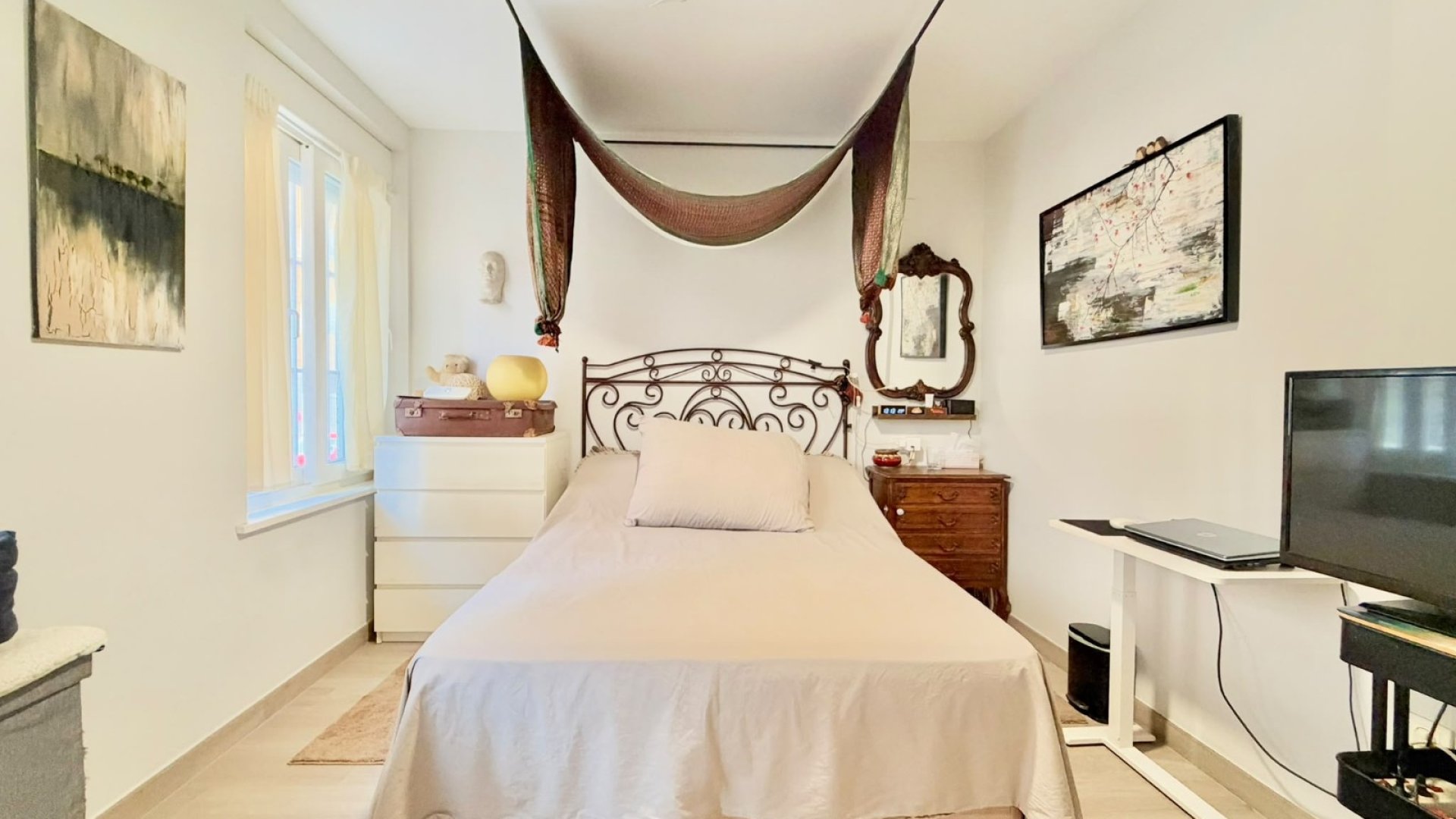 Reventa - Apartamentos -
Torrevieja - Center