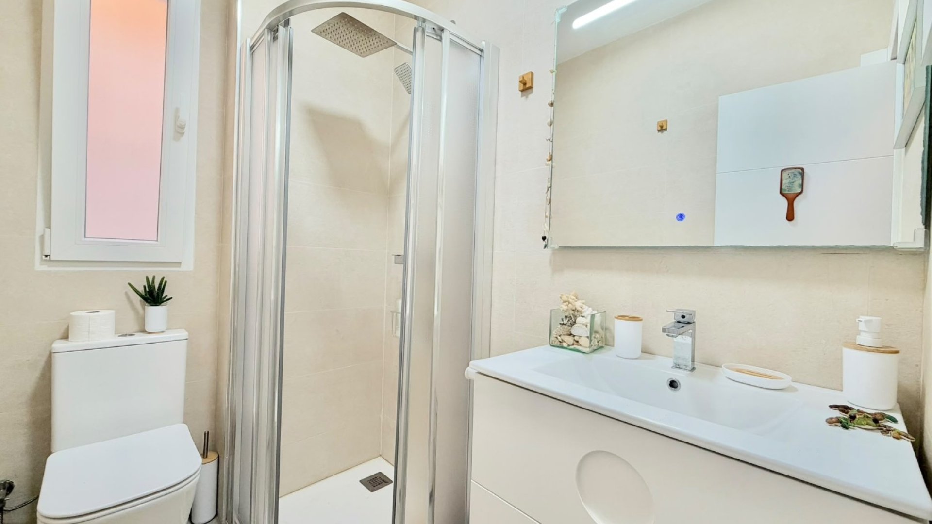 Reventa - Apartamentos -
Torrevieja - Center