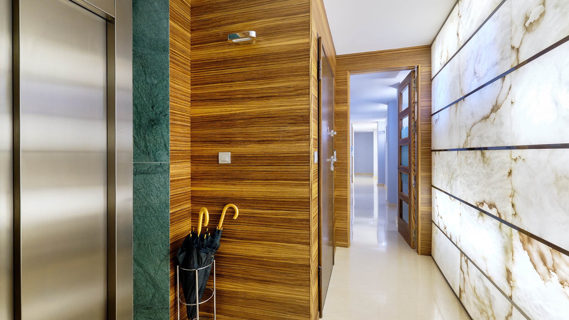 Reventa - Apartamentos -
Torrevieja - Center