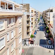 Reventa - Apartamentos -
Torrevieja - Center