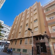 Reventa - Apartamentos -
Torrevieja - Center