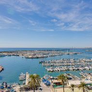 Reventa - Apartamentos -
Torrevieja - Center