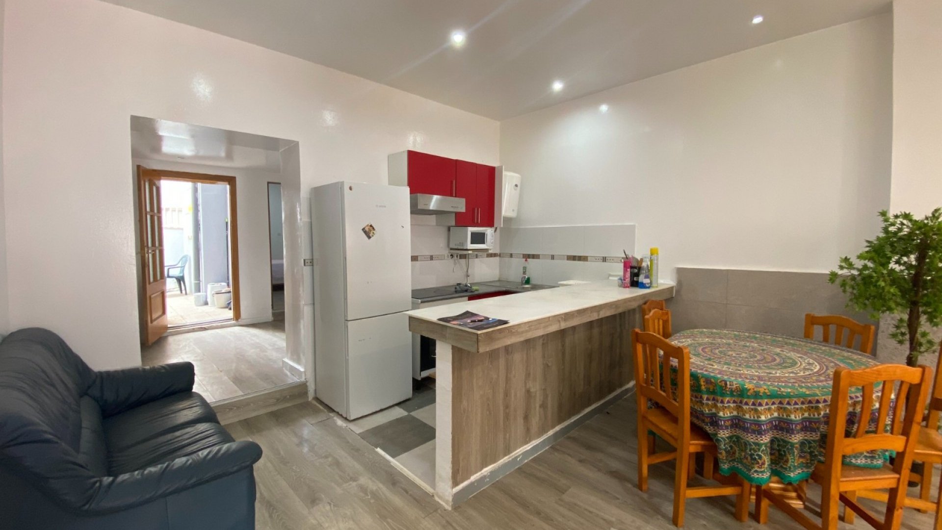 Reventa - Apartamentos -
Torrevieja - Center