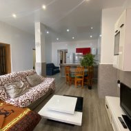 Reventa - Apartamentos -
Torrevieja - Center