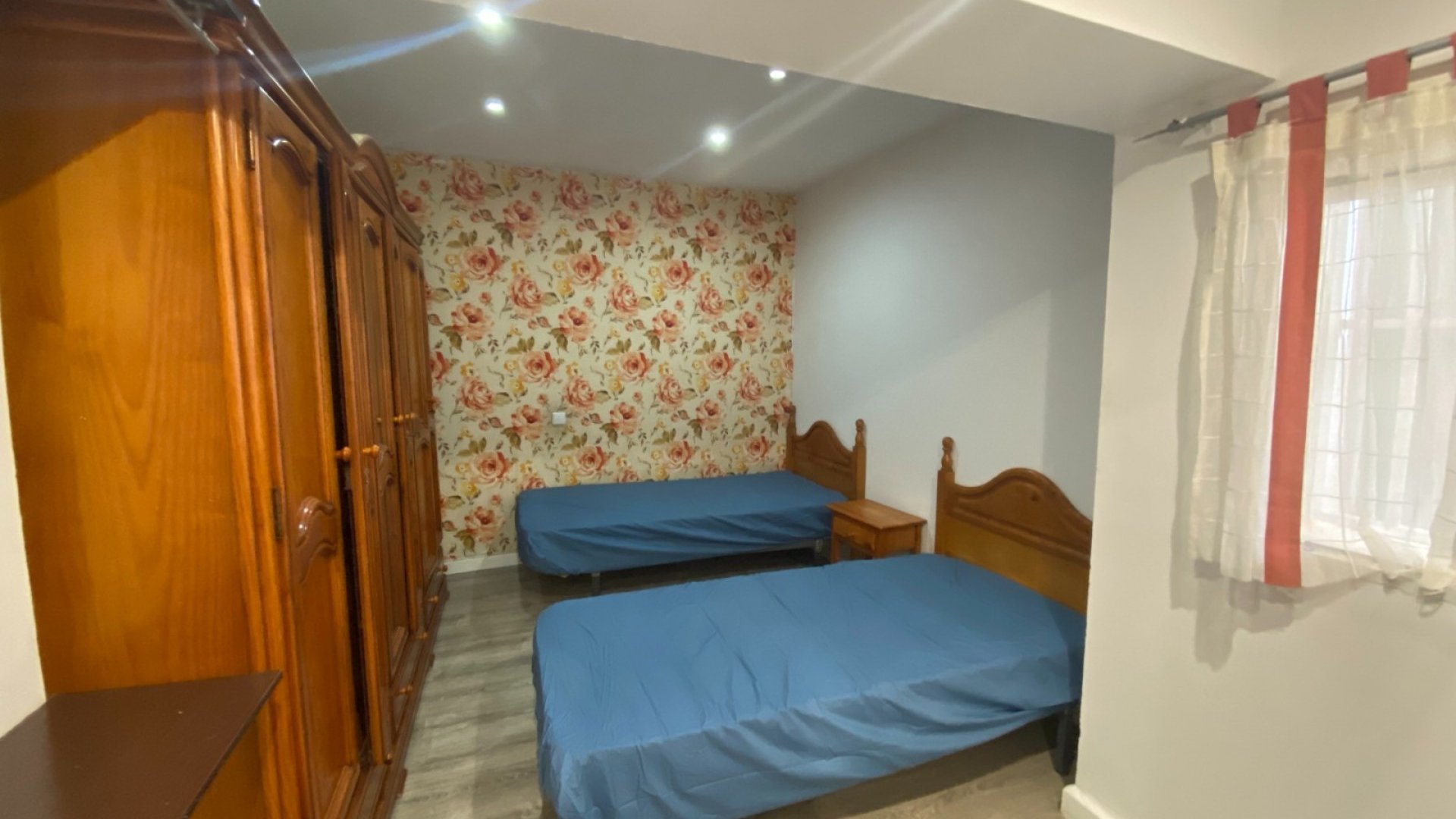 Reventa - Apartamentos -
Torrevieja - Center