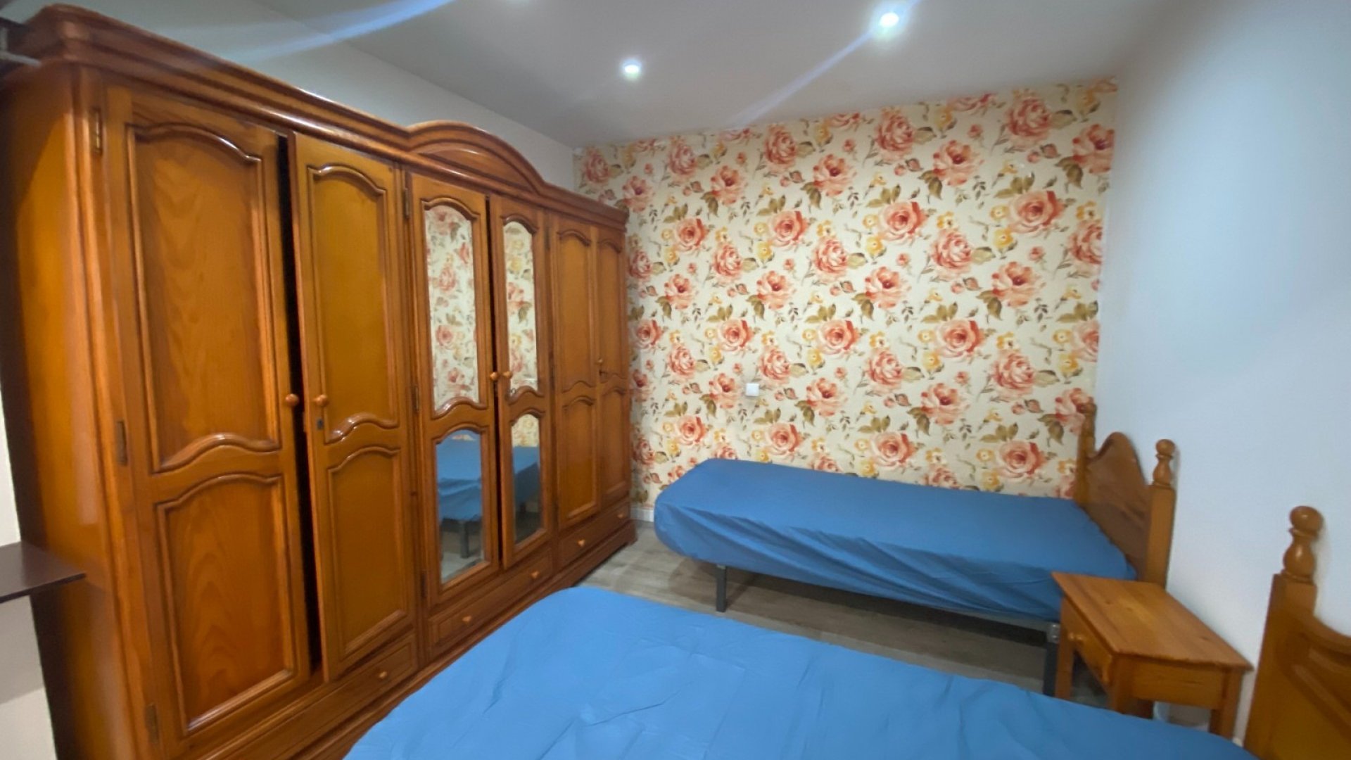 Reventa - Apartamentos -
Torrevieja - Center
