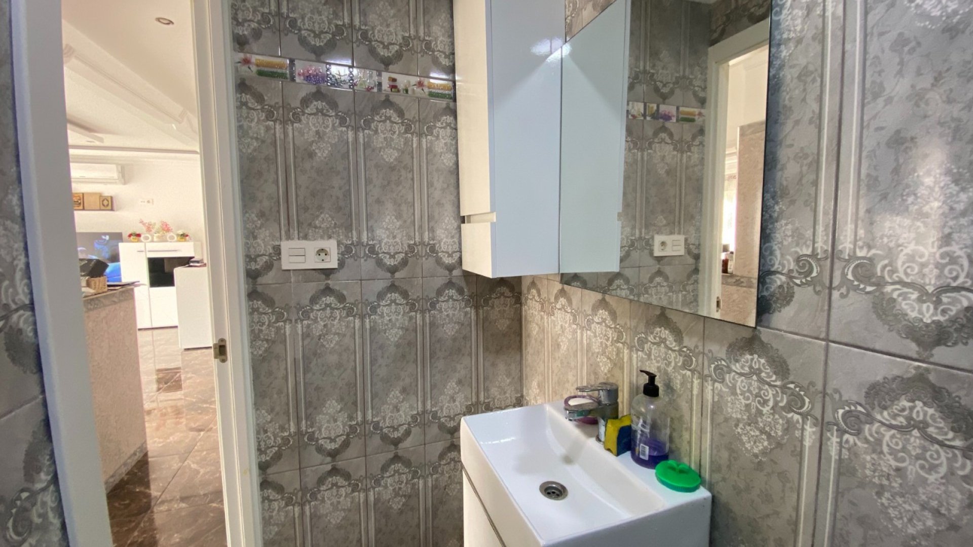 Reventa - Apartamentos -
Torrevieja - Center