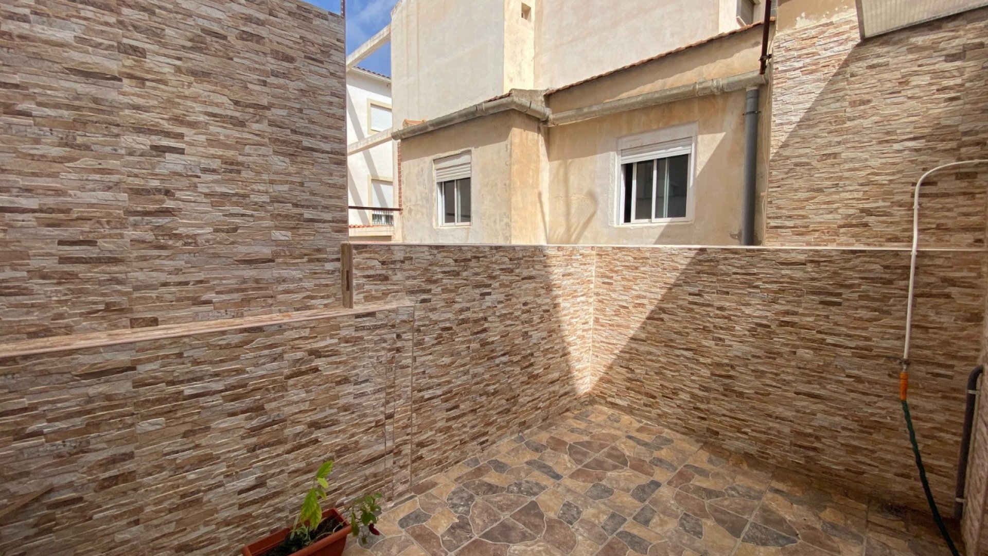 Reventa - Apartamentos -
Torrevieja - Center