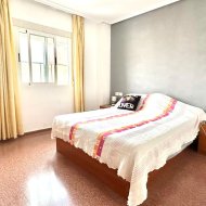 Reventa - Apartamentos -
Torrevieja - Center