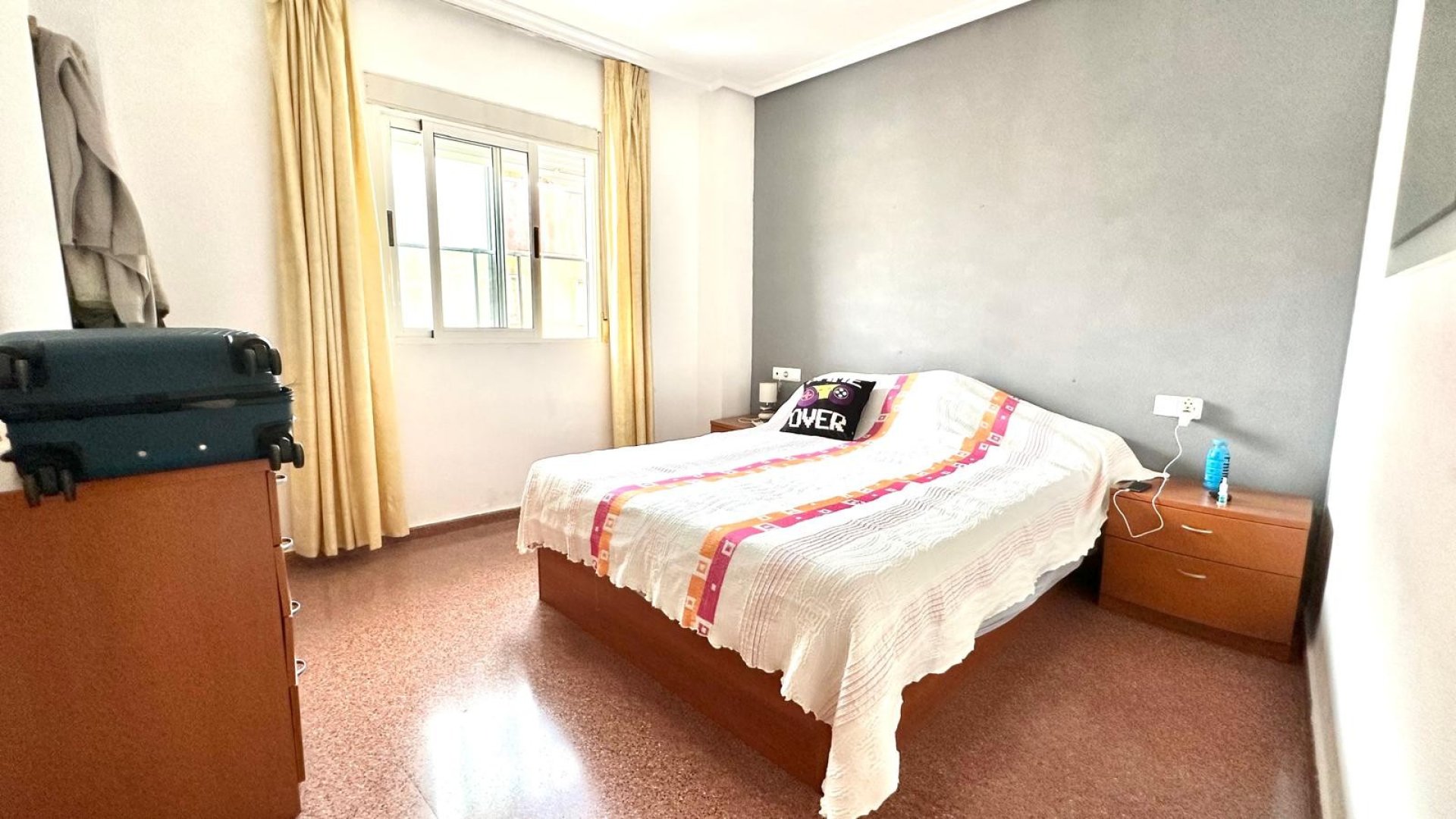 Reventa - Apartamentos -
Torrevieja - Center