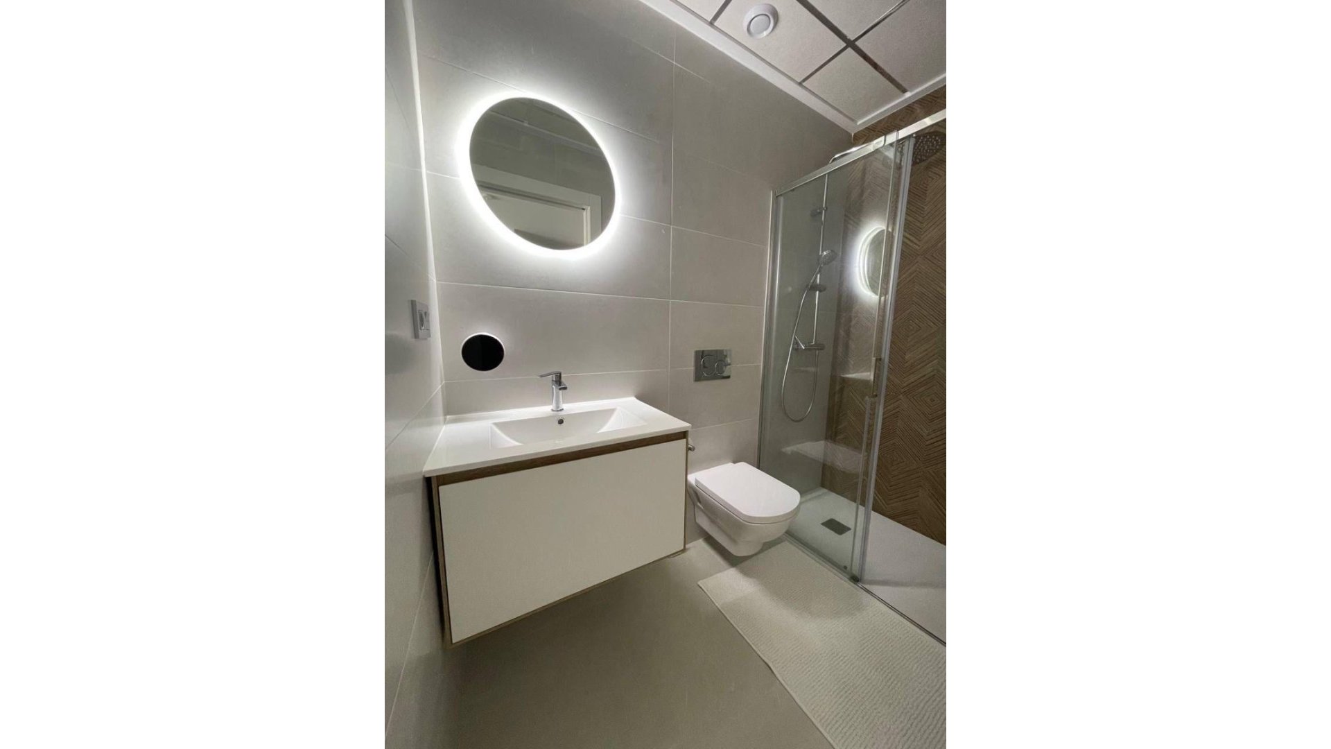 Reventa - Apartamentos -
Torrevieja - Centro