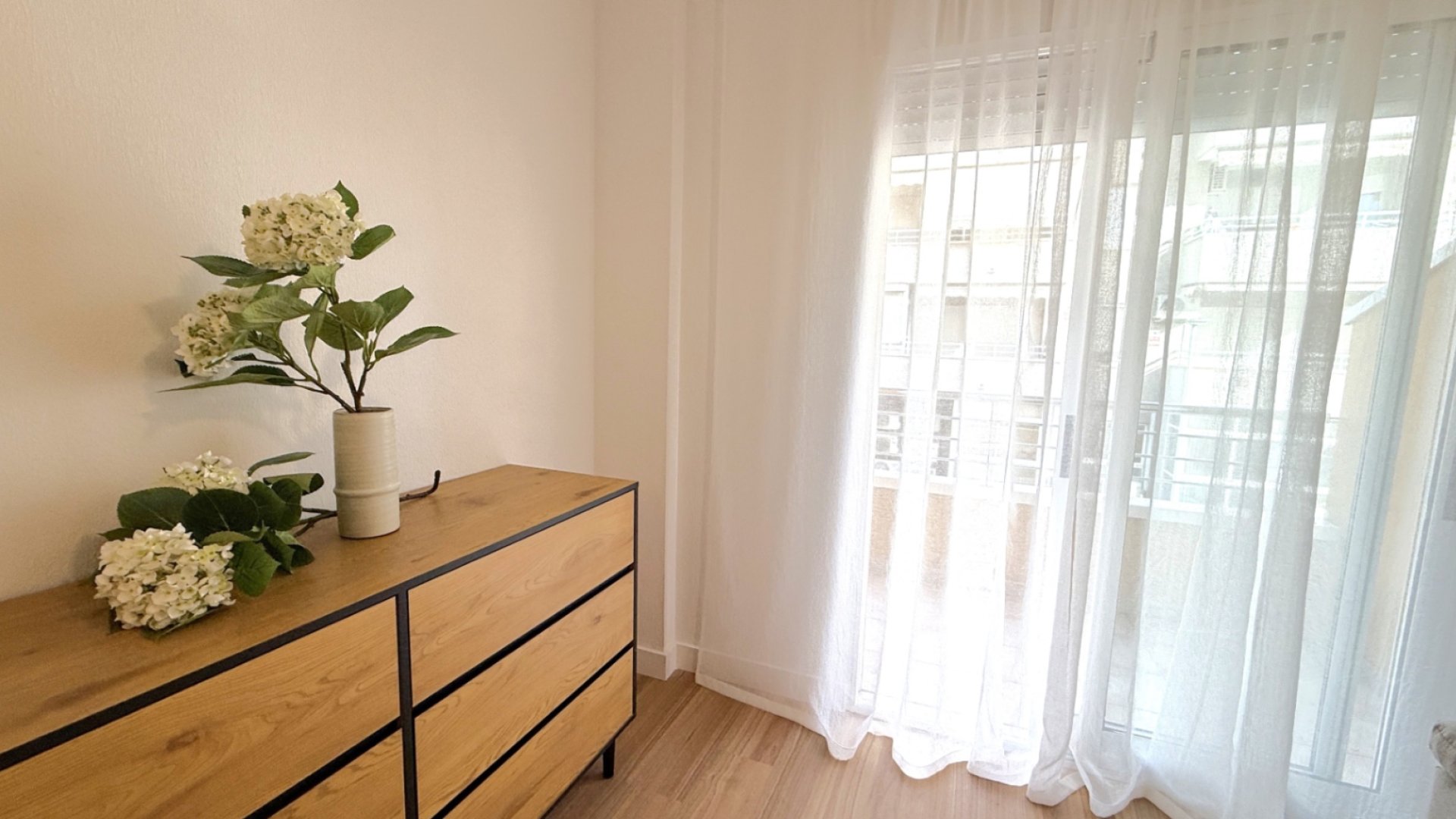 Reventa - Apartamentos -
Torrevieja - Costa Blanca
