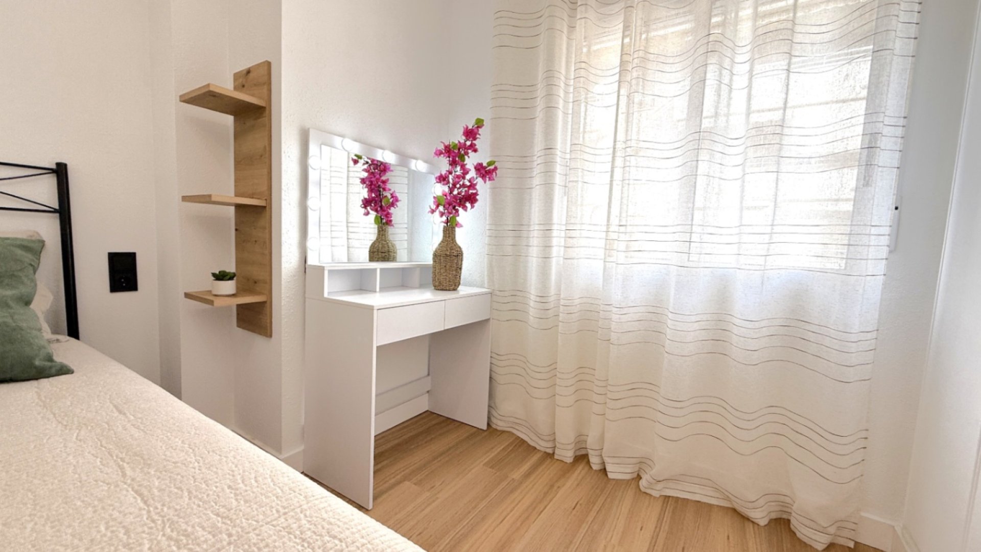 Reventa - Apartamentos -
Torrevieja - Costa Blanca