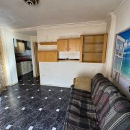 Reventa - Apartamentos -
Torrevieja - La Mata