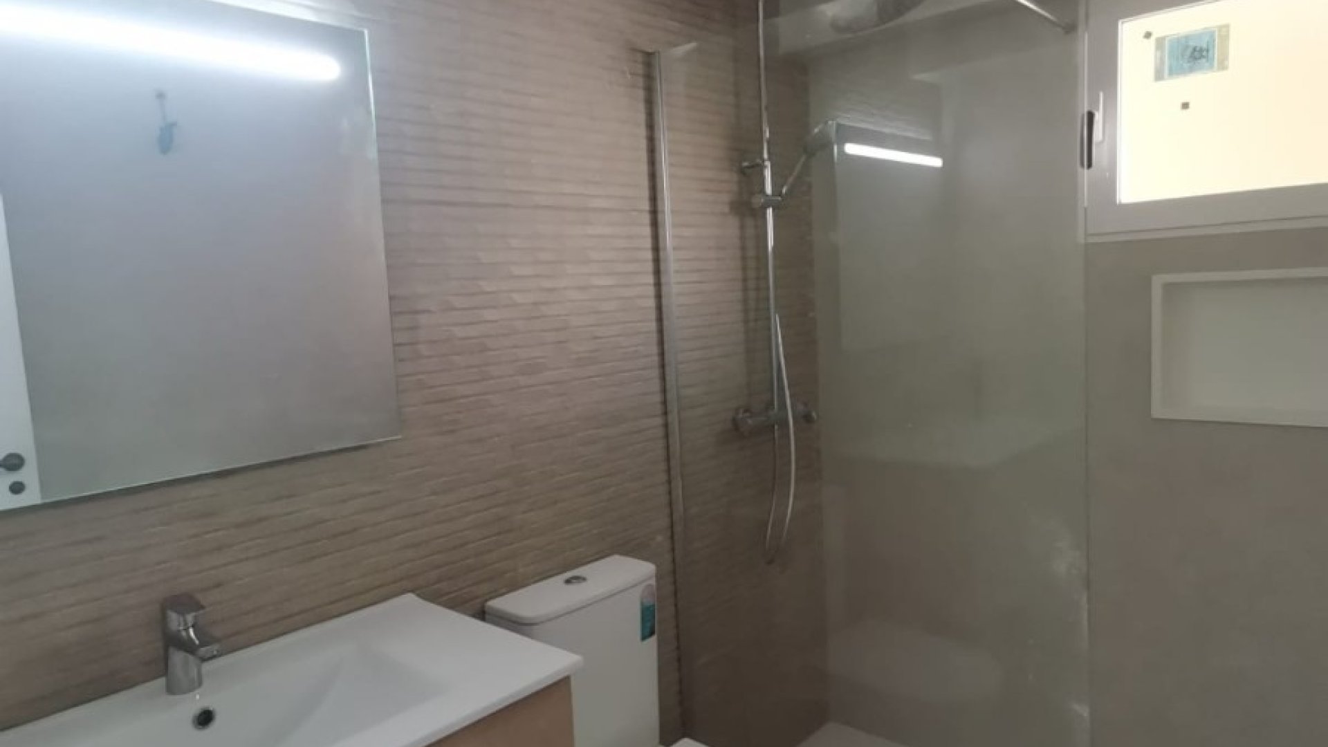 Reventa - Apartamentos -
Torrevieja - La Mata