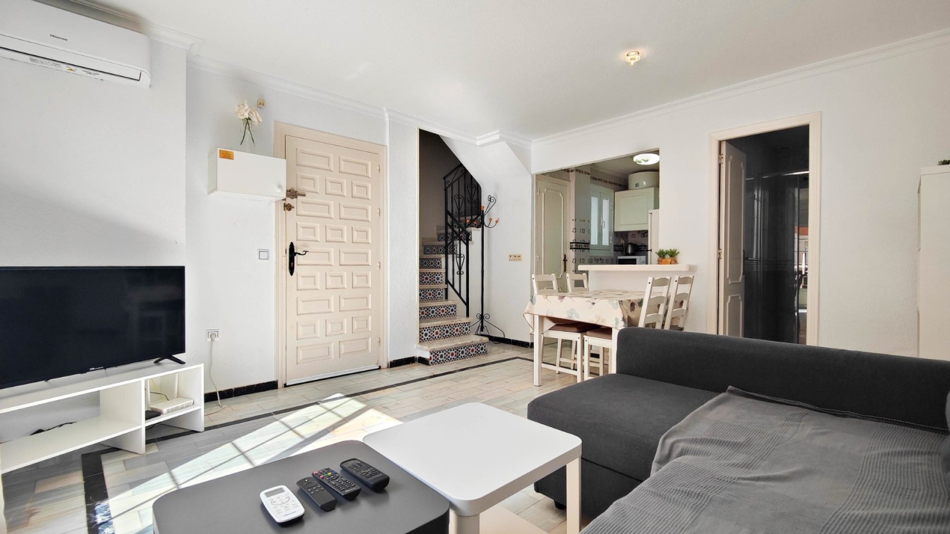 Reventa - Apartamentos -
Torrevieja - La Mata