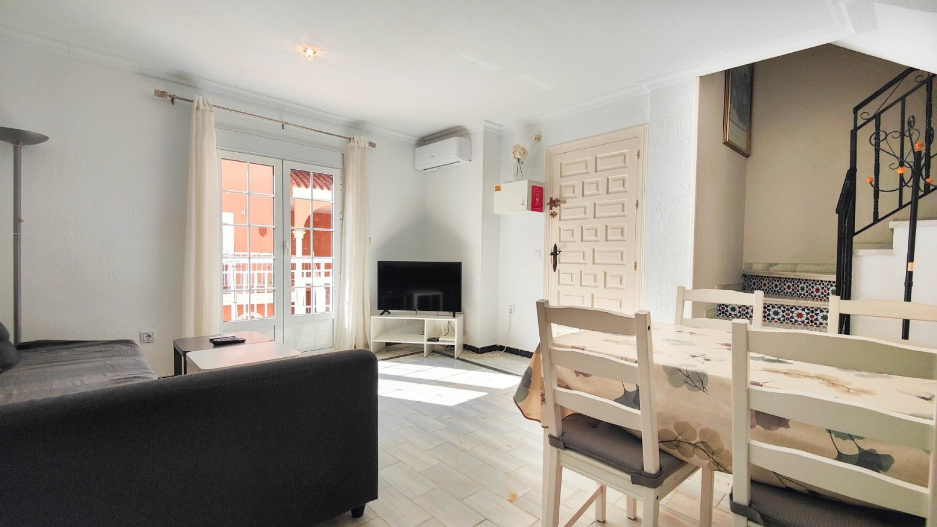 Reventa - Apartamentos -
Torrevieja - La Mata