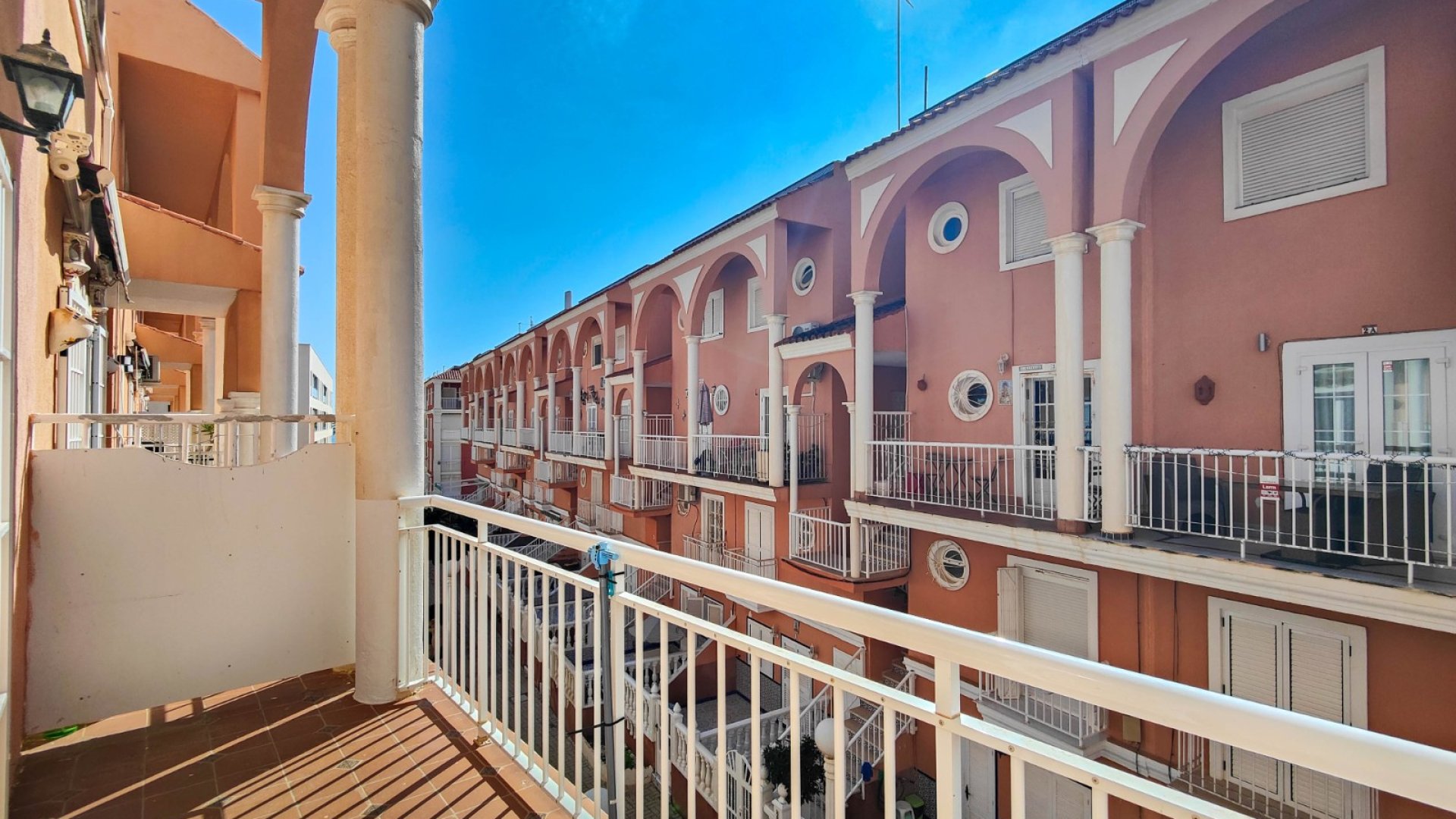 Reventa - Apartamentos -
Torrevieja - La Mata