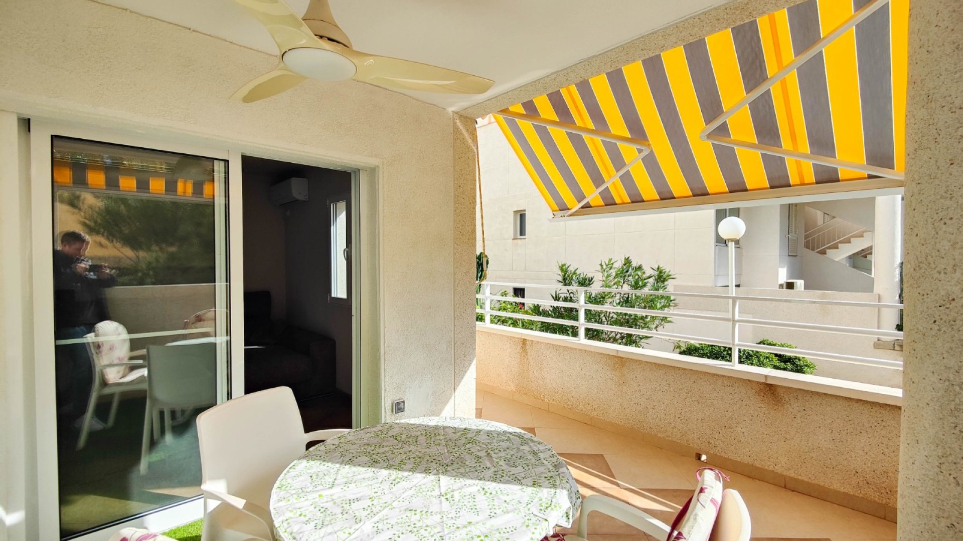 Reventa - Apartamentos -
Torrevieja - La Mata