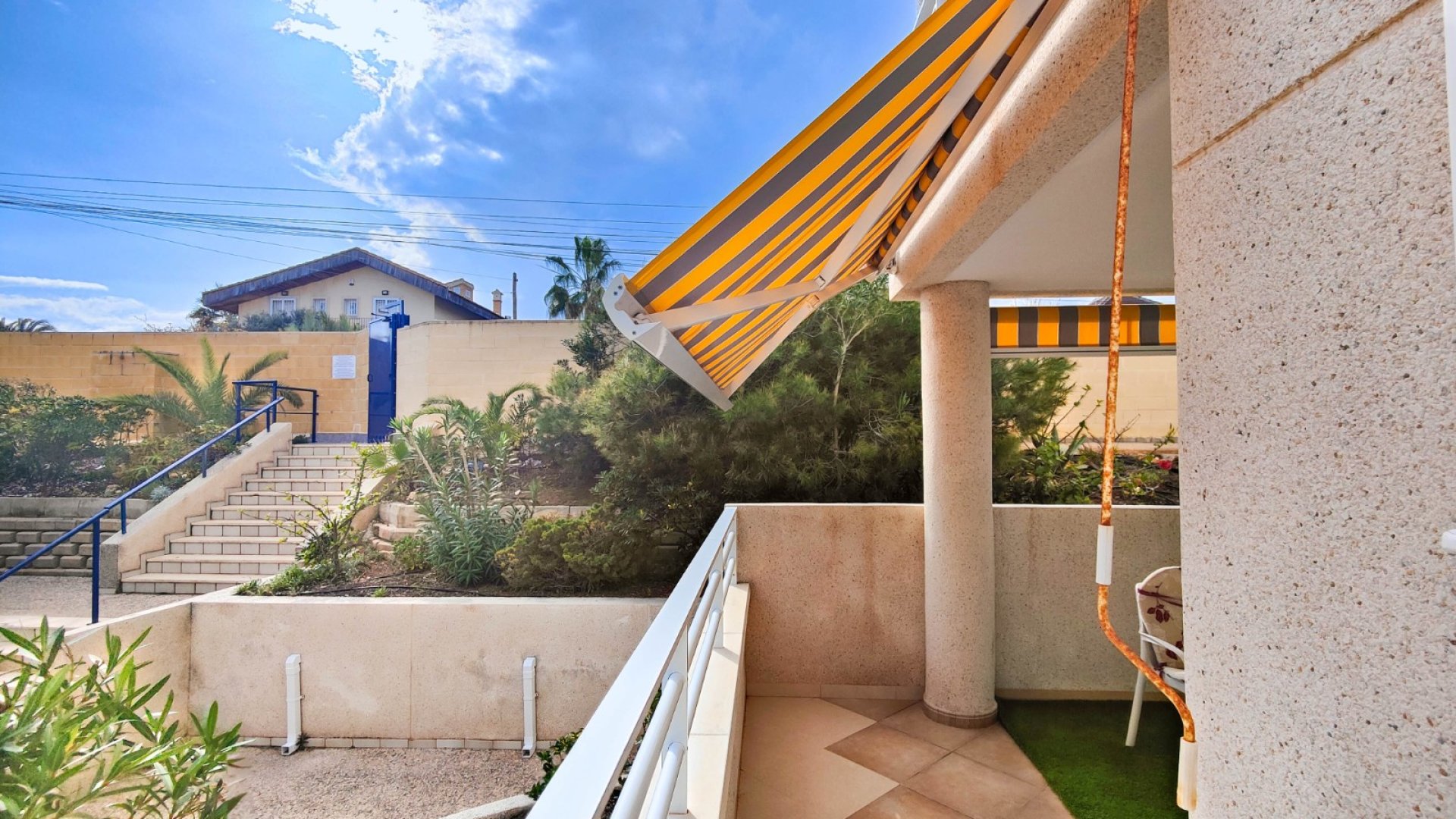 Reventa - Apartamentos -
Torrevieja - La Mata