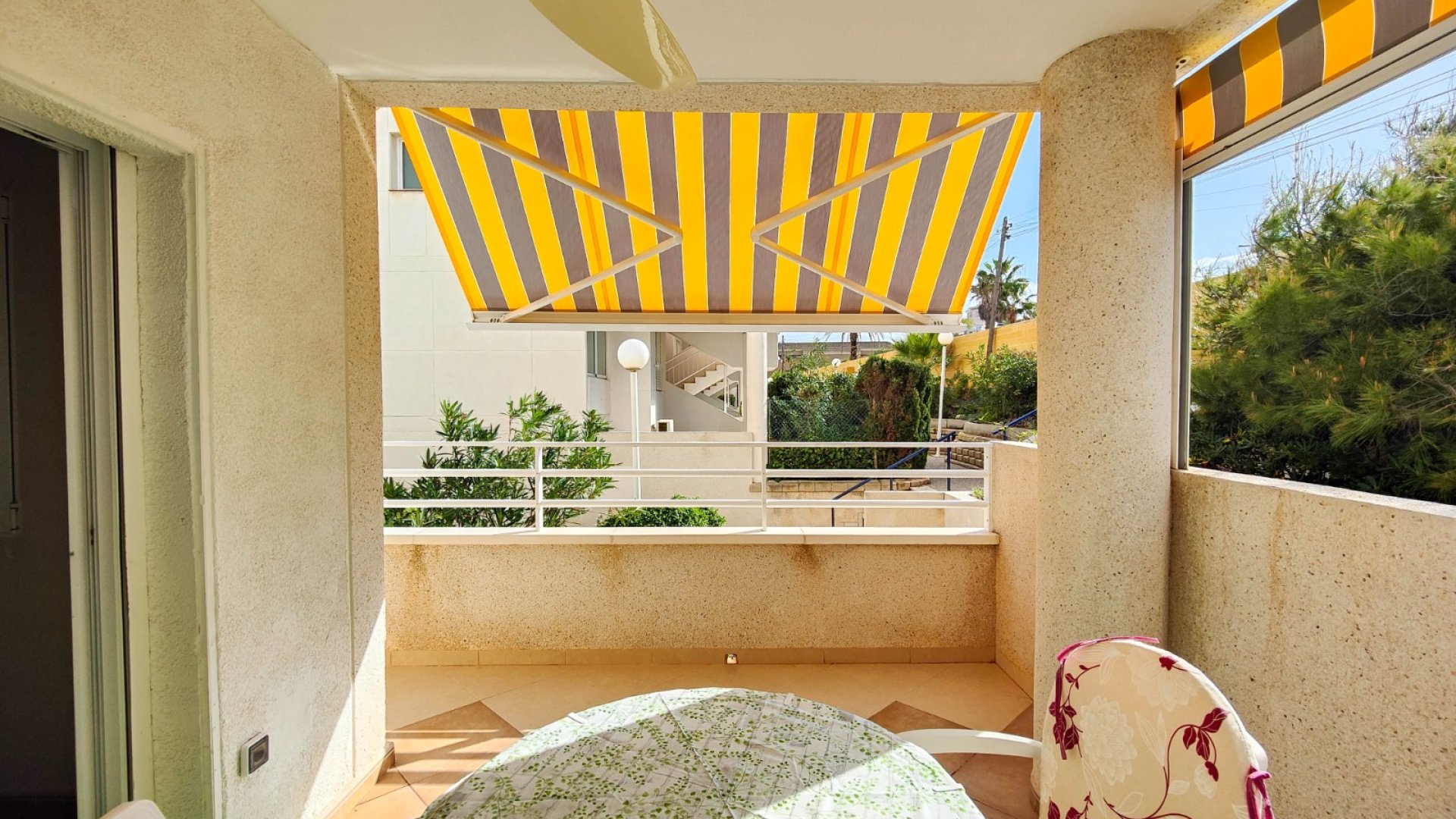 Reventa - Apartamentos -
Torrevieja - La Mata