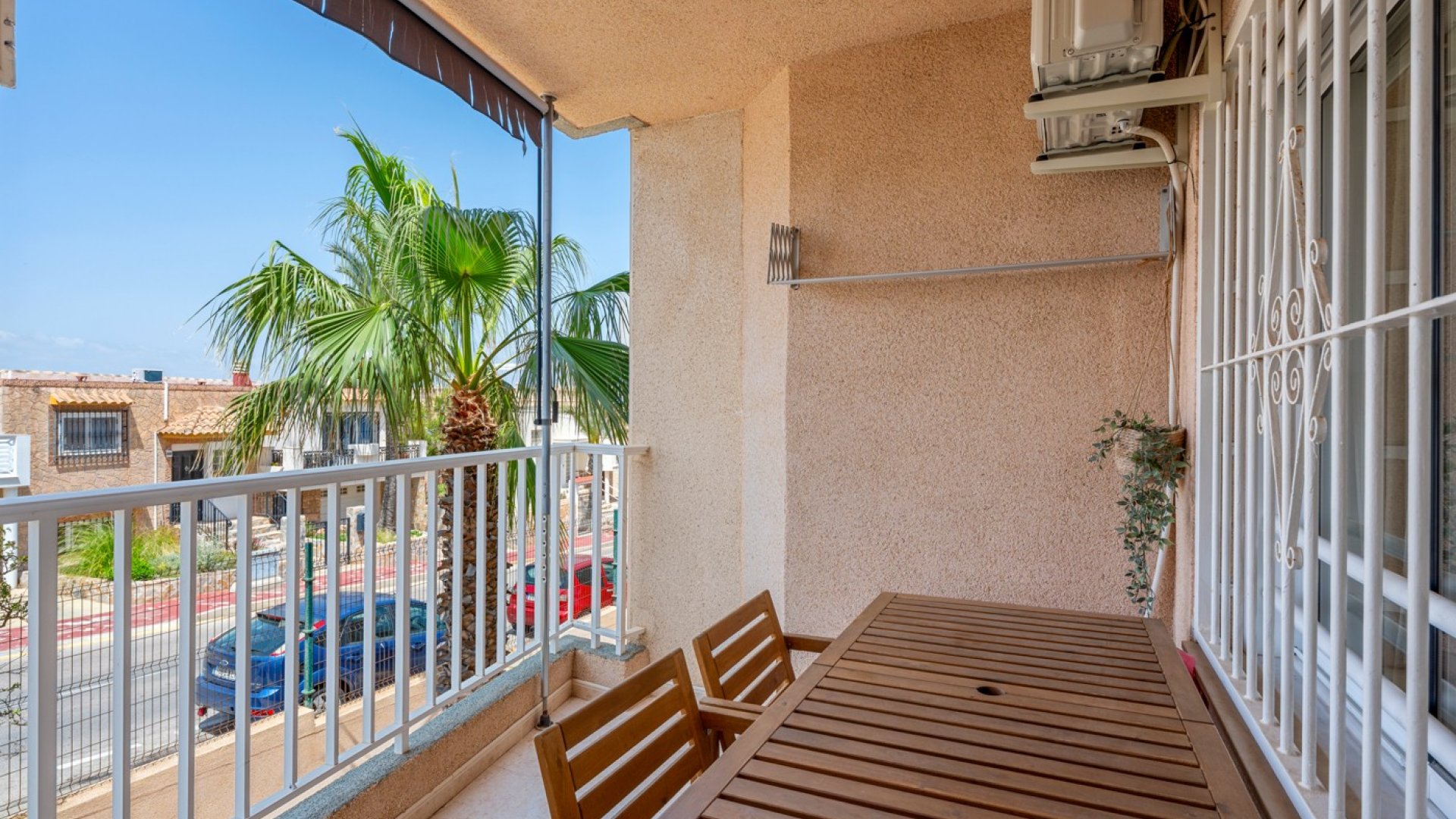 Reventa - Apartamentos -
Torrevieja - La Mata