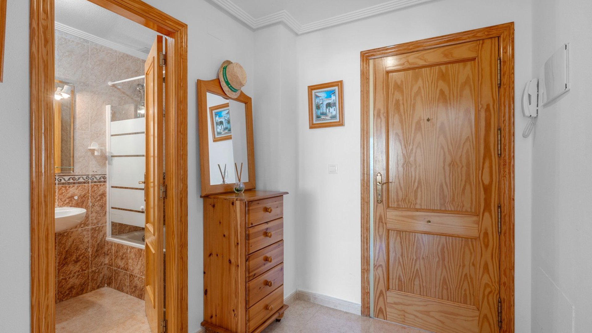 Reventa - Apartamentos -
Torrevieja - La Mata