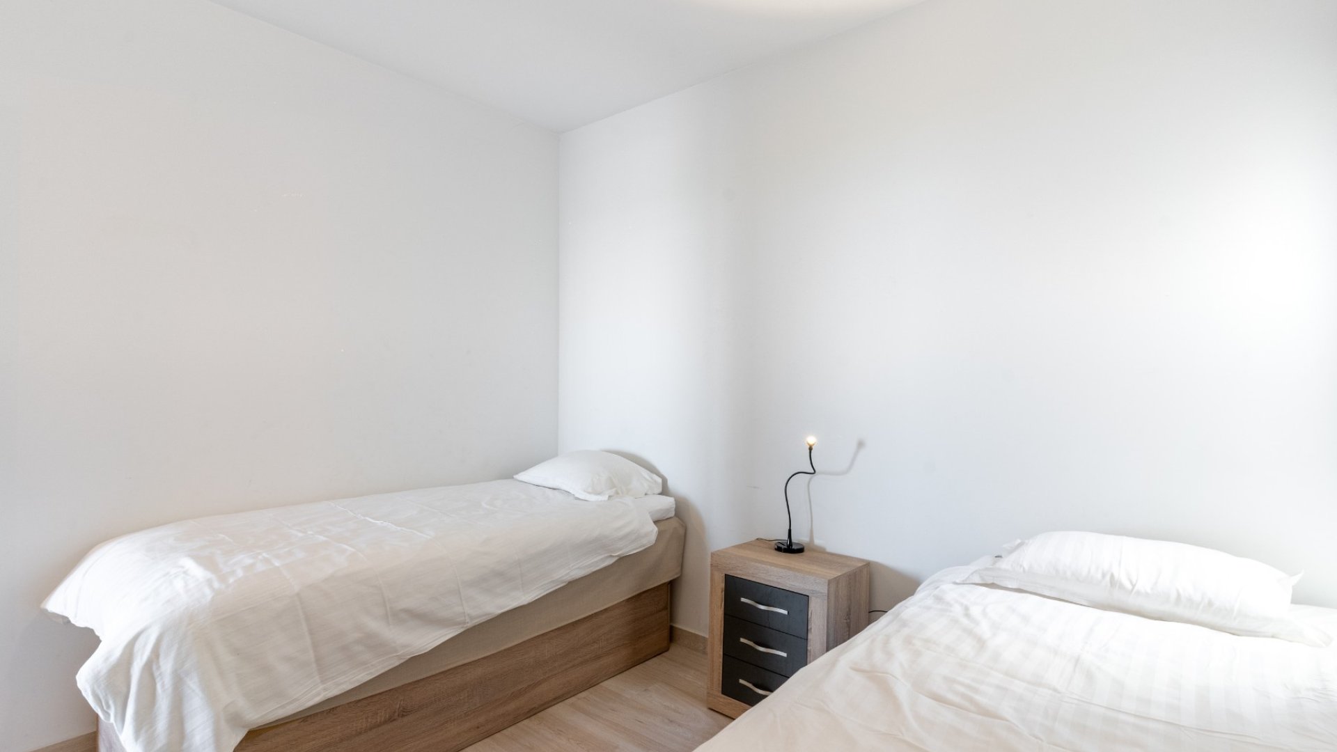 Reventa - Apartamentos -
Torrevieja - La Mata
