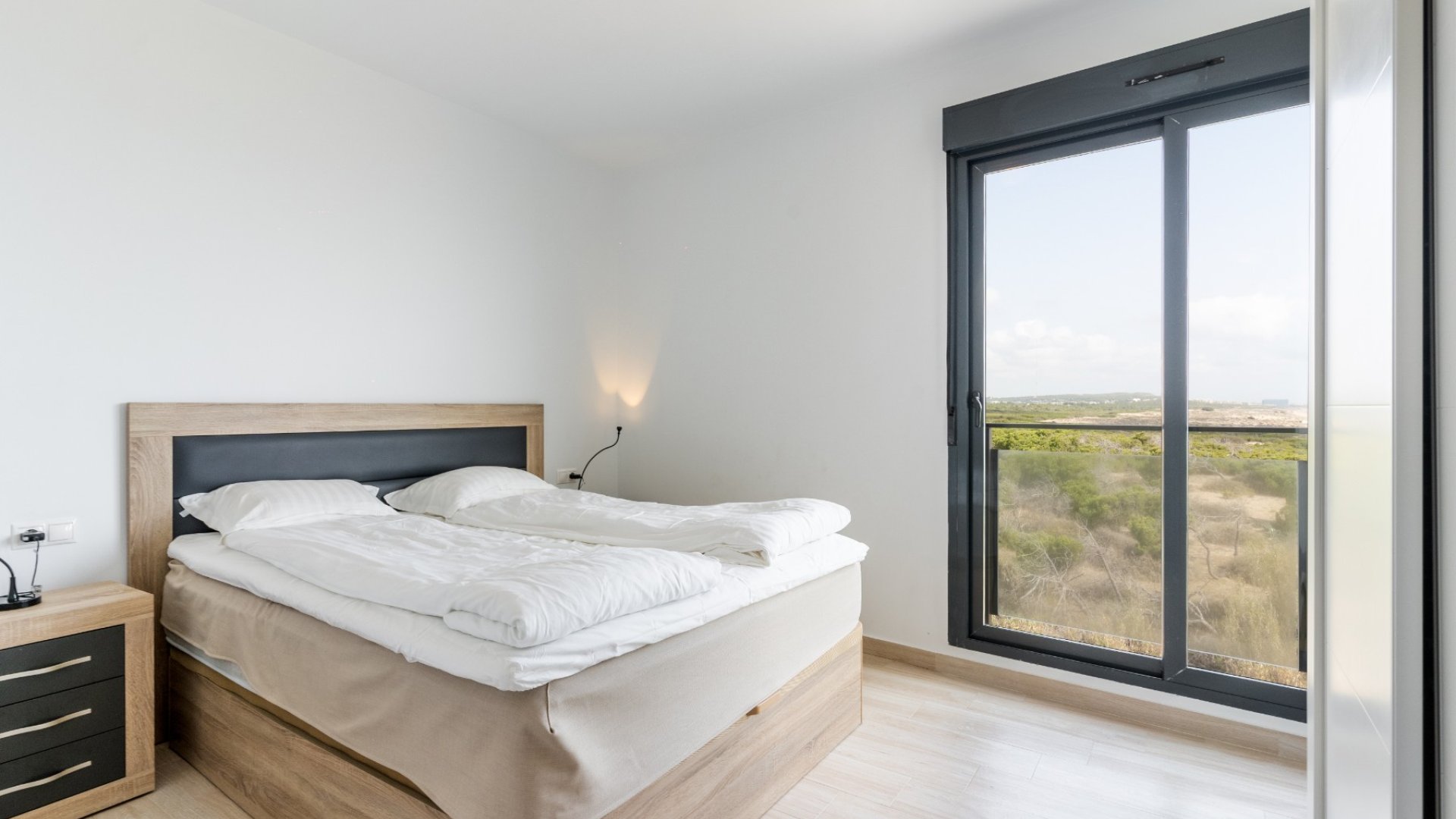 Reventa - Apartamentos -
Torrevieja - La Mata