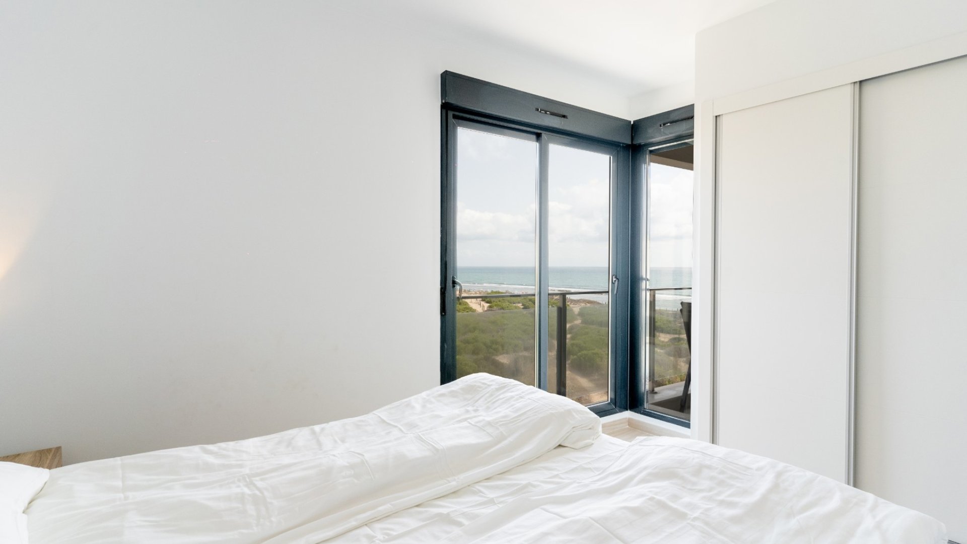 Reventa - Apartamentos -
Torrevieja - La Mata