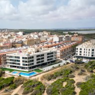 Reventa - Apartamentos -
Torrevieja - La Mata