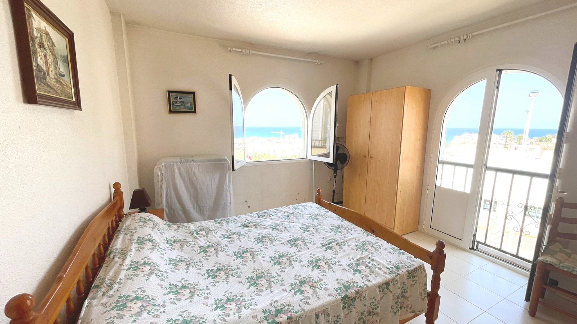 Reventa - Apartamentos -
Torrevieja - La Mata