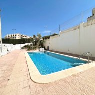 Reventa - Apartamentos -
Torrevieja - La Mata