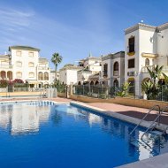 Reventa - Apartamentos -
Torrevieja - La Mata