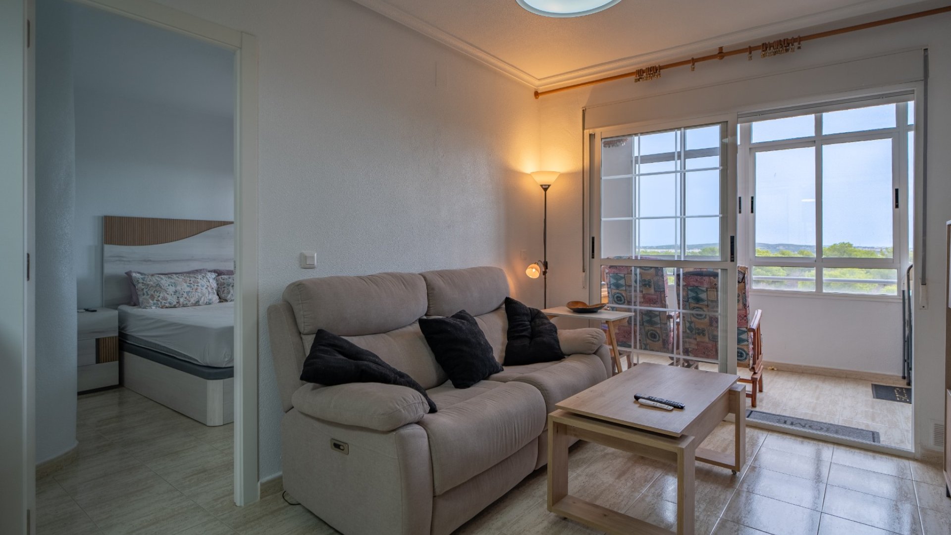 Reventa - Apartamentos -
Torrevieja - La Siesta