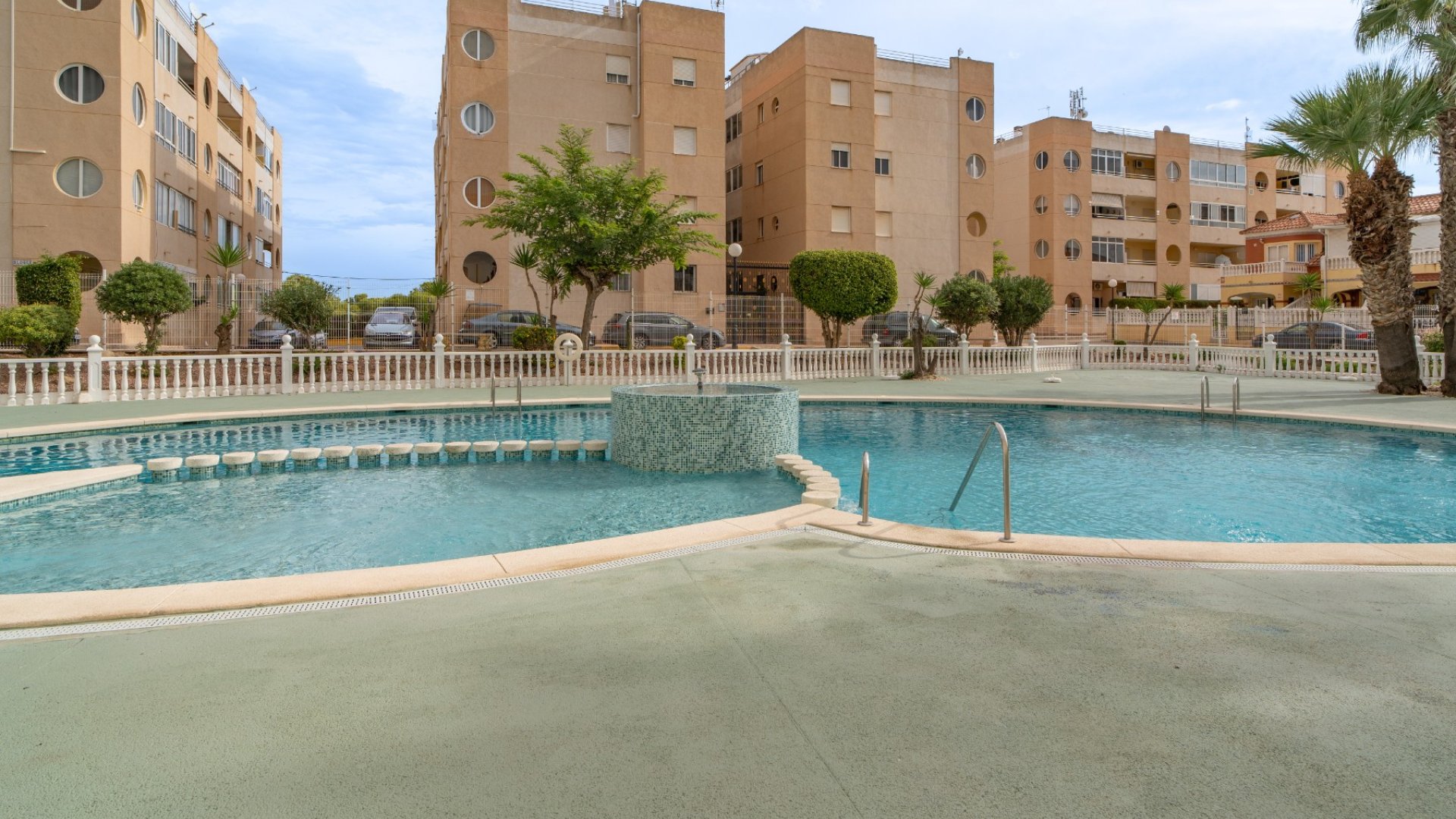 Reventa - Apartamentos -
Torrevieja - La Siesta